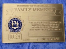 2026 NOVELTY NYPD DETECTIVE FAMILY MEMBER GOLD CARD NOT  ENGRAVED picture