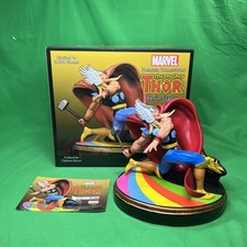 Diamond Select Marvel Premier Collection Thor Statue 392 of 3000 w/ Original Box picture