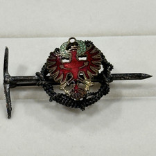 Antique World War I Austro-Hungarian patriotic cap badge picture