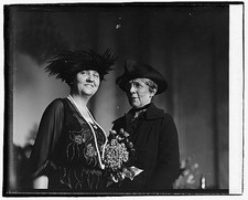 Photo:Mrs. Marshall and Mrs. Harding Portrait 1920 picture