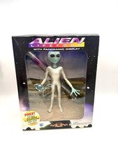 1995 Shadowbox Alien Lifeform Figure Panoramic Display Vintage UFO Sci-Fi NIB picture