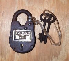 Yuma Territorial Prison Arizona Cast Iron Lock with 2 Keys Rusty Antique Finish picture
