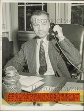 1944 Press Photo Secretary designate James Forrestal speaks on phone in D.C. picture