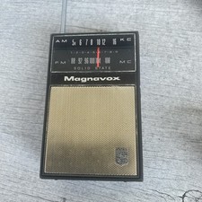 Magnavox Eight Transistor Pocket Radio Japan Untested for parts picture