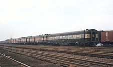 MONON F3A 208 with Train 6 The Thoroughbred Jun 1965 5 x 7 Photo picture