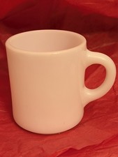 VINTAGE MILK GLASS COFFEE MUG..3.5