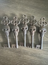 Awesome Victorian Skull Key Skeleton METAL Cast Iron Collector Cathedral Lot x5 picture
