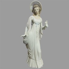 Lladro Dainty Lady Figurine 4934 Retired (Broken Finger) picture
