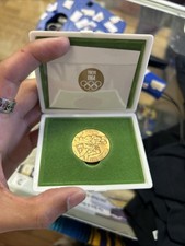 Vintage Commemorative Medal 1964 Tokyo Olympics Memorabilia Japan picture