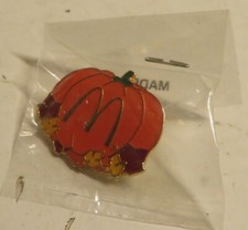 2006 McDonald's Pumpkin Autumn Crew Employee Lapel Hat Pin Fast Food 1