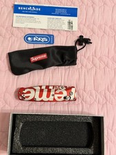 Benchmade Supreme Bugout red pocket knife picture