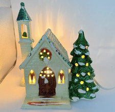 1981 Hand painted ceramic Church by Commodore Mfg Delightful & Kitschy with Box picture