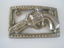Mother Of Pearl Small Gun Small Buckle Approx. 1