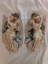 Vintage mid-20th century Capodimonte-style porcelain wall plaque See Damage Pic picture