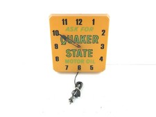 VTG 1987 “Ask For Quaker State Motor Oil” Plastic Dualite Motor Clock 16