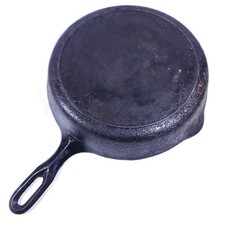 VTG Griswold Iron Mountain #8 1033 Heat Ring Cast Iron Skillet Frying Pan Flat picture