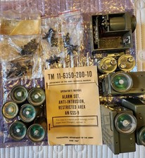 Vintage Military 1967 Alarm Anti-Intrusion Set complete New Old Stock NOS picture