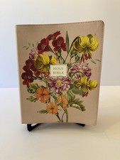 Artisan Collection Bible NIV Journal Edition- pink, floral design (2021) picture