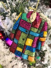 NIB Dolly Parton Coat of Many Colors Christmas Ornament Dollywood Exclusive picture