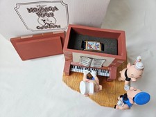 Disney Nostalgia Watch Collection Three Little Pigs with Big Bad Wolf Watch RARE picture