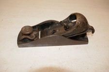 ANTIQUE STANLEY NO. 9 1/2 SMALL SIZED BLOCK PLANE MADE IN USA picture
