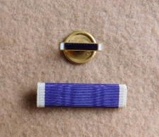 ORIGINAL WWII U.S. ARMY PH LAPEL BUTTON & RIBBON BAR SET UNISSUED picture