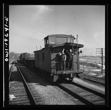 Photo:Fort Madison Iowa 1943 Santa Fe Freight Train Crew Highball Sign picture