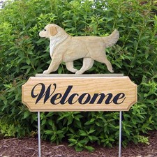 Golden Retriever Wood Welcome Outdoor Sign Cream picture