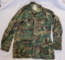 Vintage 70’s Vietnam Era Army Jungle Fatigue Jacket MFG by Issachar- Medium-Long picture