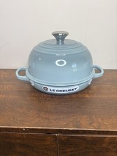 Le Creuset Signature Bread Oven 1.75 Qt Sea Salt *Flaws *Read Use Bottom Only? picture