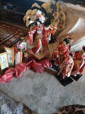 7pc Japanese Colection 5 Dolls 1 Screen 1 Chest. picture