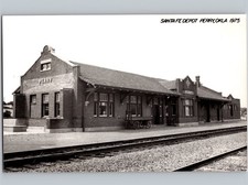 c1975 Santa Fe Depot Perry Oklahoma OK Noble County RPPC Real Photo Postcard picture