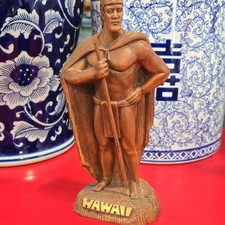 Coco Joe's King Kamehameha I Hapa Wood Figurine #26-235 7.5