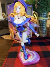 Yu-Gi-Oh - Dark Magician Girl Figurine - 11 Inch Anime Figure NEW IN BOX picture