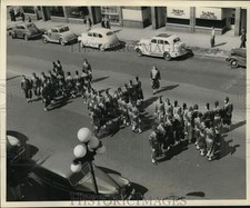 1946 Press Photo Nile Temple Shriners practice a 