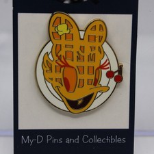 B1 Disney Parks Mystery Pin Whimsical Waffles Daisy Duck picture