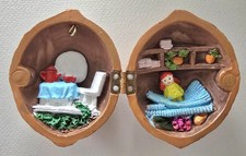 Set Of 2 Walnut Shell Miniature Dollhouse World Library/ Study 3D Scene Decor picture
