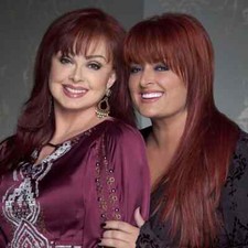 NAOMI JUDD WYNONNA JUDD (THE JUDDS) 8x10 Glossy Photo picture