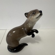 Royal Doulton Porcelain Figurine Collectible Decorative Porcelain Figure picture