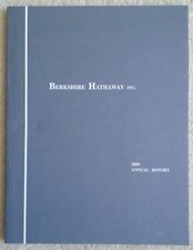 2009 Berkshire Hathaway Inc. Annual Report Warren Buffett Charlie Munger picture