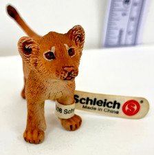Schleich Standing Lion Cub Baby Wildlife Figure D-73508 w/Tag *FREE SHIPPING* picture
