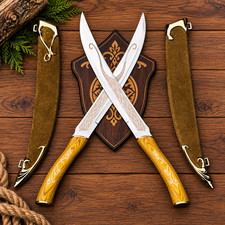 Handmade Mini Sword Set, Curved Steel Swords, Engraved Wooden Handles, Decorativ picture