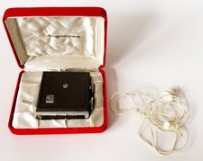 RARE Vintage Magnavox 1R1006 Portable AM Transistor Radio w/ Case & Earphone picture