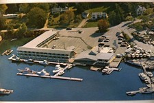 Unused pre-1980 RESTAURANT & MARINA & MOTEL Boothbay Harbor Maine ME card y2540 picture