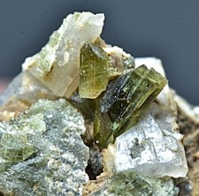 27 Gram Natural Unknown Crystal Cluster From Pakistan picture
