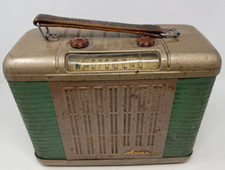 Arvin 250-P Portable Lunch Box Tube Radio 1948 AM Only, Not working picture