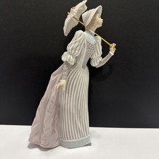 Lladro Figurine, English Lady With Parasol #5324, slight damage  picture
