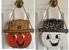 Vintage 1994 Hanging Wooden Pumpkin/Snowman Reversible Decor Painted Cottagecore picture