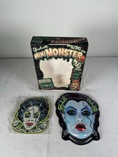 Ghoulsville Mini Monster Retro-A-Go-Go Mask Mad Bride Halloween Decoration picture