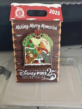 Disney Parks 2025 Holiday Making Merry Memories Winnie the Pooh LE 4500 Pin picture